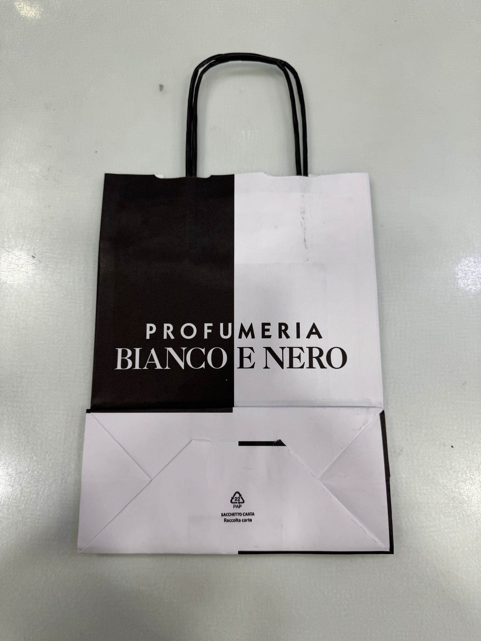 CONFEZIONE REGALO BUSTA B/N